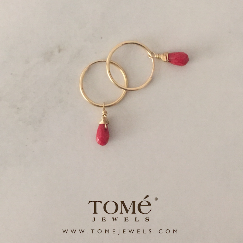 Arracadas delgadas con Coral Rojo