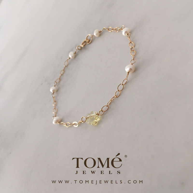 Alternative view of Pulsera con Flor SW Amarilla