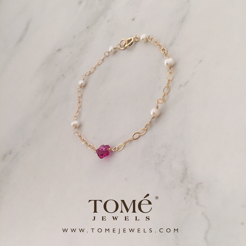 Alternative view of Pulsera con Flor SW Fucsia