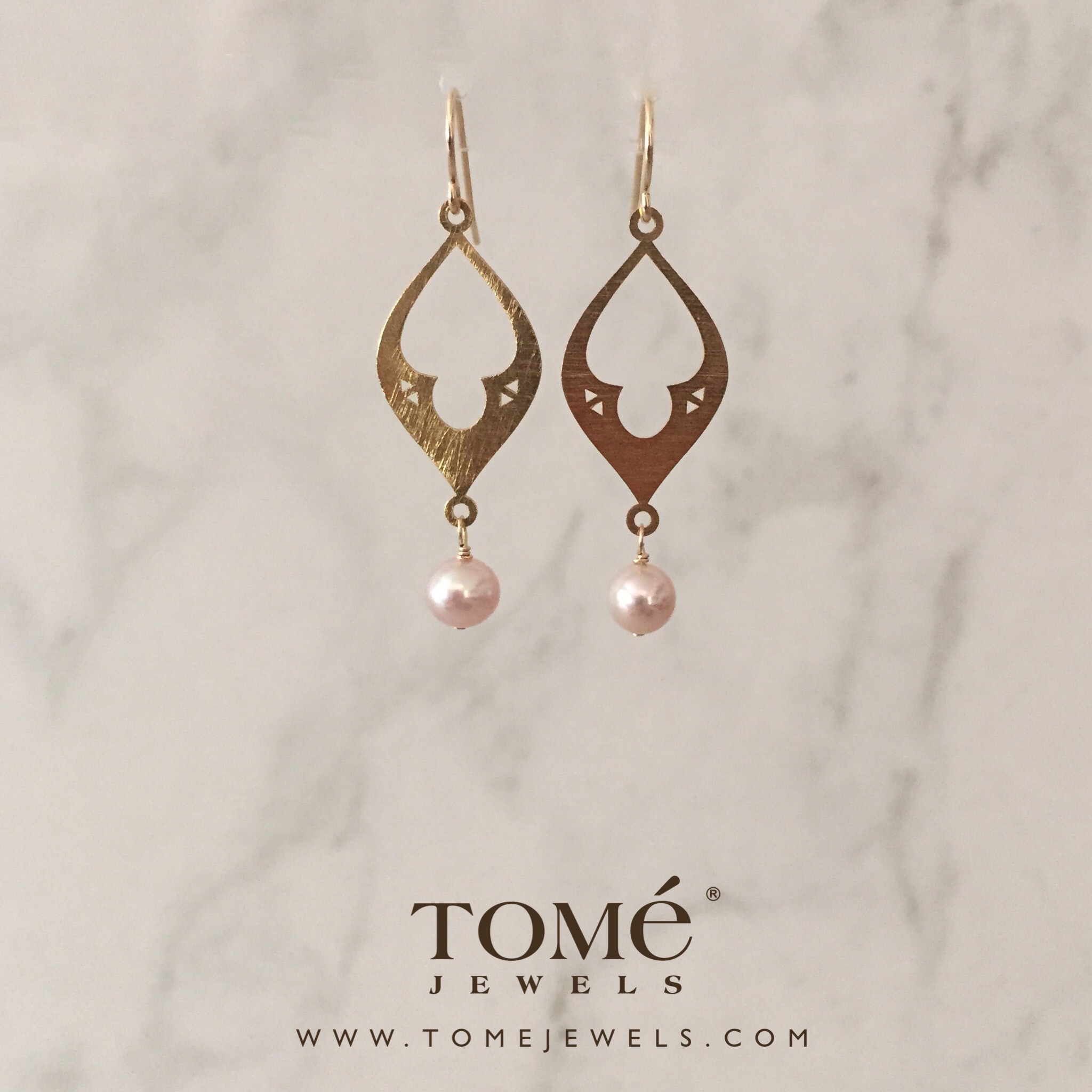 Aretes Felicidad con Perla Rosa - Imagen 2