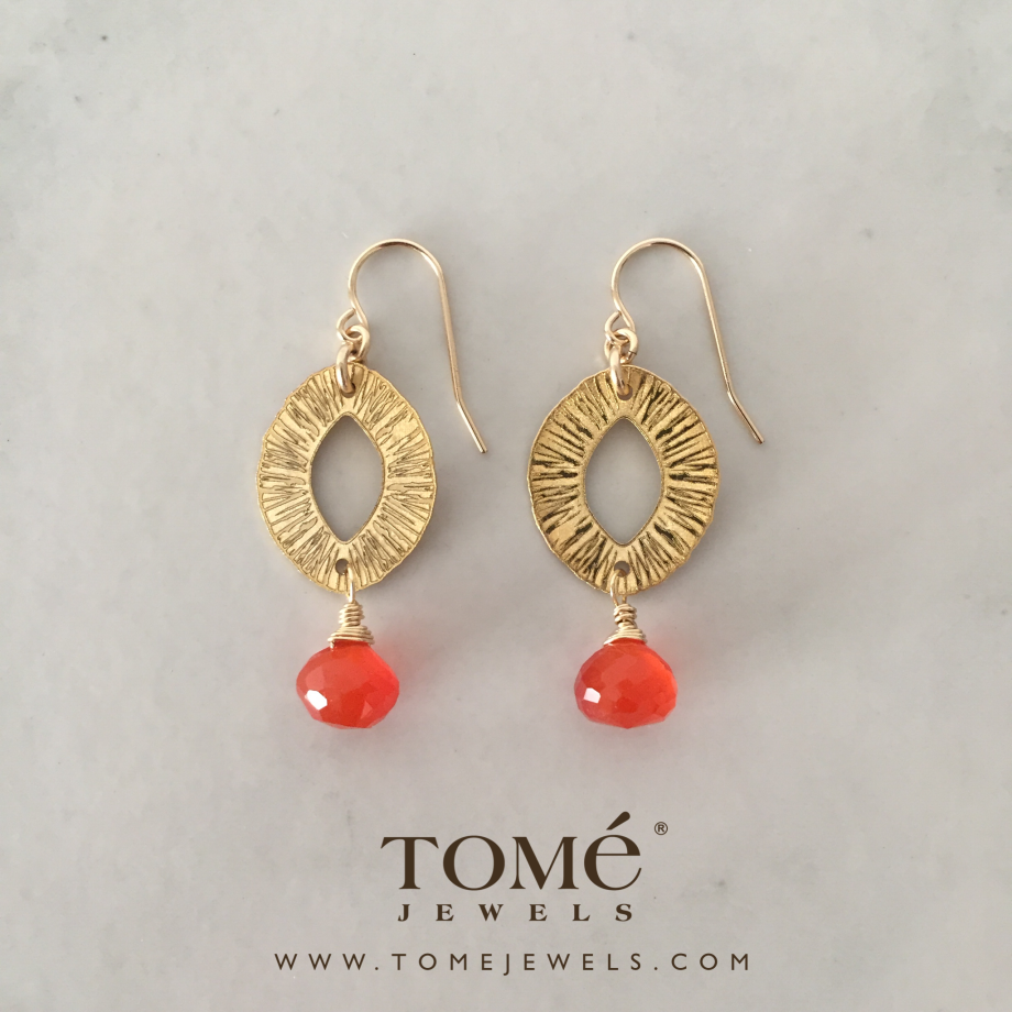 Aretes Óvalo con Cornalina